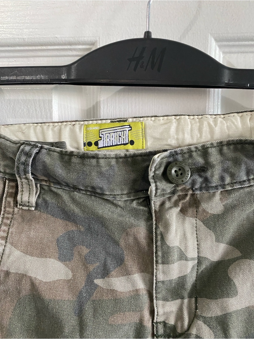Old Navy Straight Fit Camouflage Cargo Pants - Boys Size 8 Regular - Picture 4 of 12